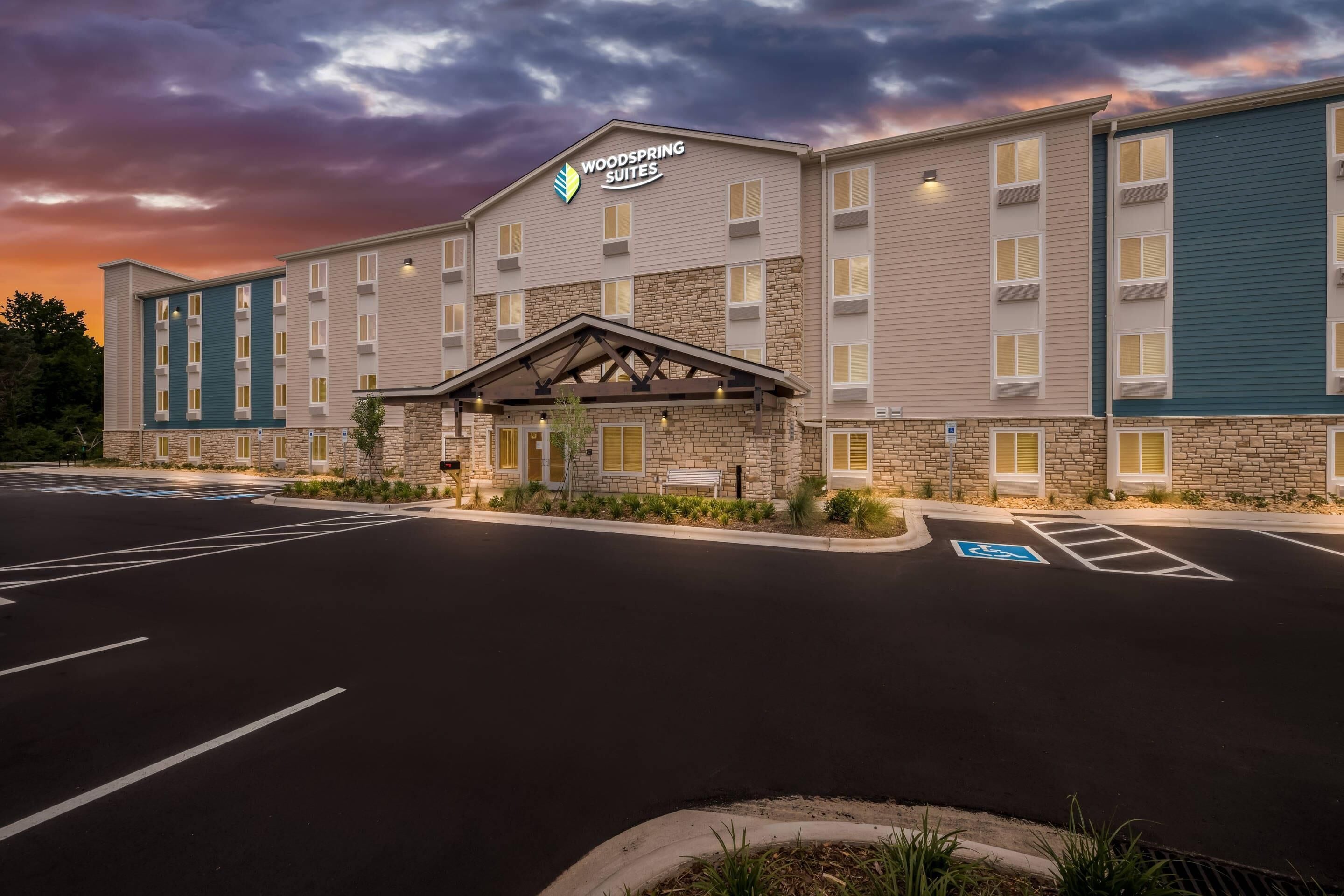 Foto - WoodSpring Suites Charlotte - Arrowood