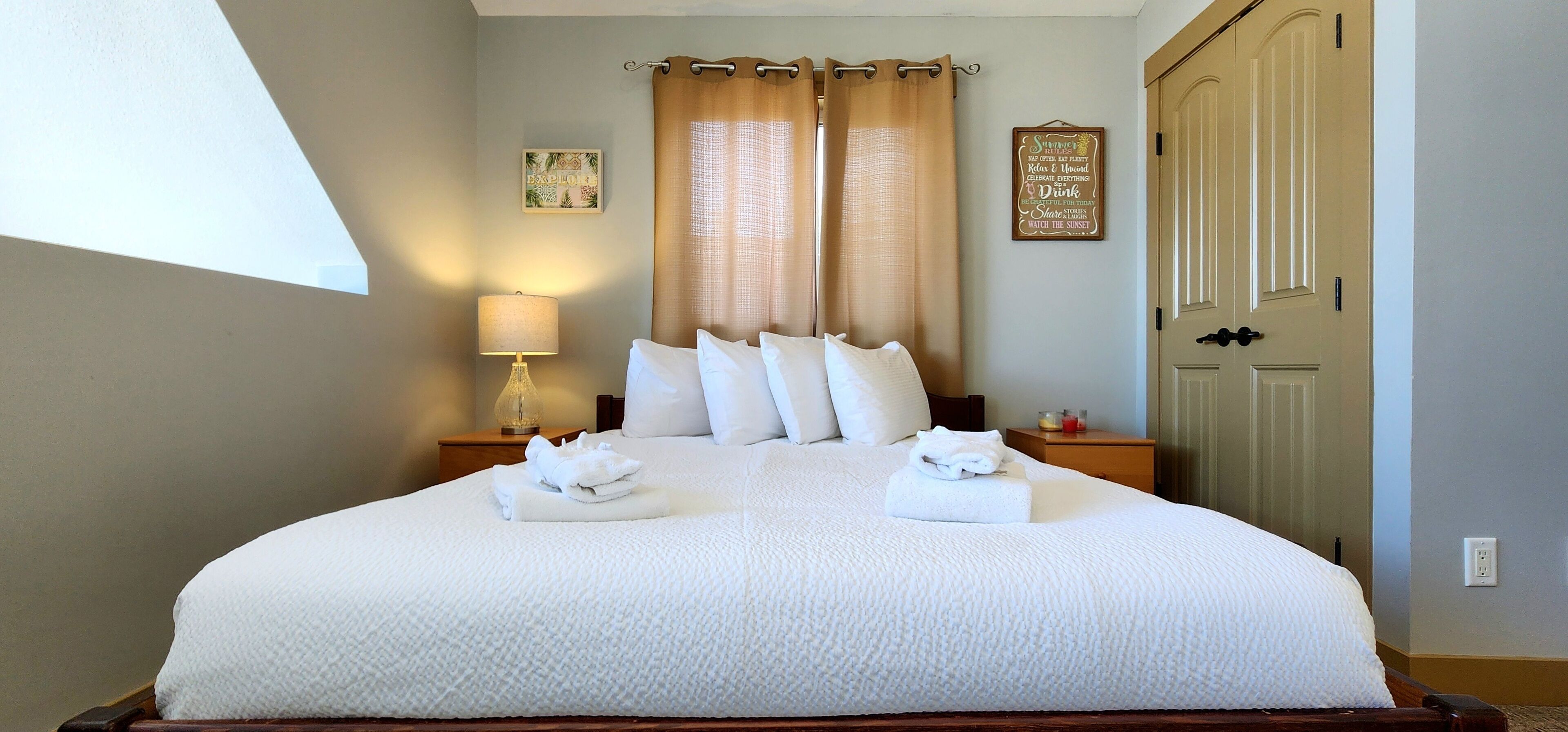 3 chambres, fer et planche à repasser, Wi-Fi gratuit, draps fournis