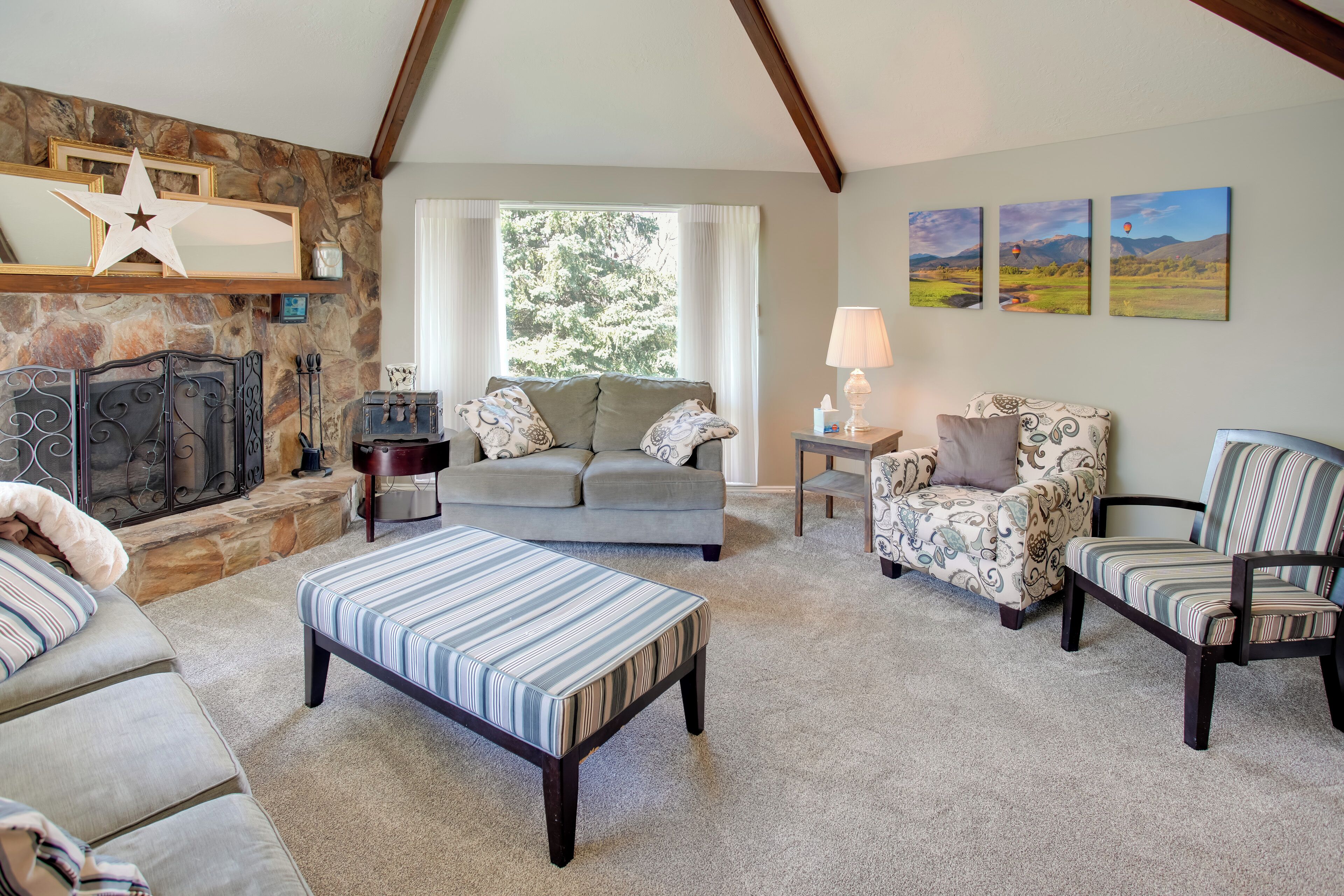 Hike, Golf, Ski & More: Family Home In South Weber - Layton, UT
