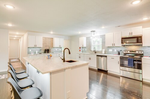 Yard w/ Patio: Family-Friendly Home in Lamar!