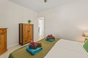 3 bedrooms, iron/ironing board, travel cot, free WiFi