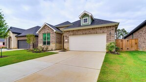Unclassified image, 4 of 26, button - Patio & Pool Access: Family Home in Tomball (Hockley)