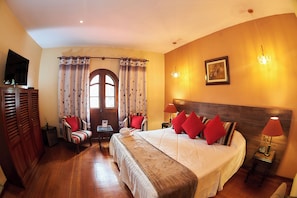 Junior Suite, City View | In-room safe, desk, laptop workspace, free WiFi - HOTEL BOUTIQUE AREQUIPA VIVE (Arequipa)