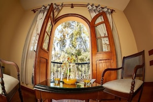 Junior Suite, City View