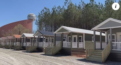 Tiny Homes for Rent, minutes to the Casino, Golf Course & Water Park