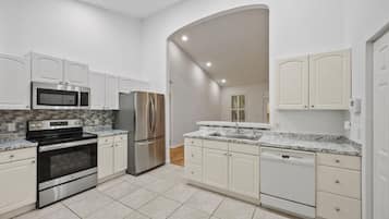 Microwave, oven, stovetop, dishwasher