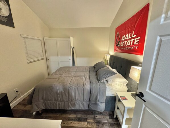 1 bedroom, iron/ironing board, WiFi, bed sheets