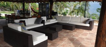 Book your waterfront break at Topowa Club House