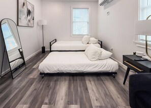1 chambre, fer et planche à repasser, Wi-Fi, draps fournis