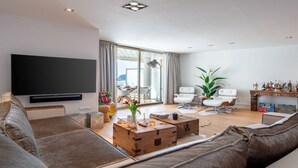 Unclassified image, 4 of 37, button - Stunning Eivissa Apartment With Pool and City Views (Ibiza Town)