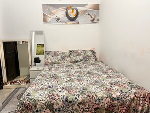 1 Schlafzimmer, Bügeleisen/Bügelbrett, kostenloses WLAN