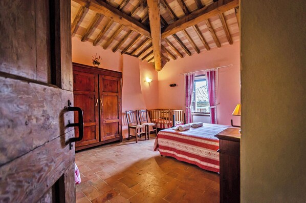 3 chambres, bureau, fer et planche à repasser, Wi-Fi