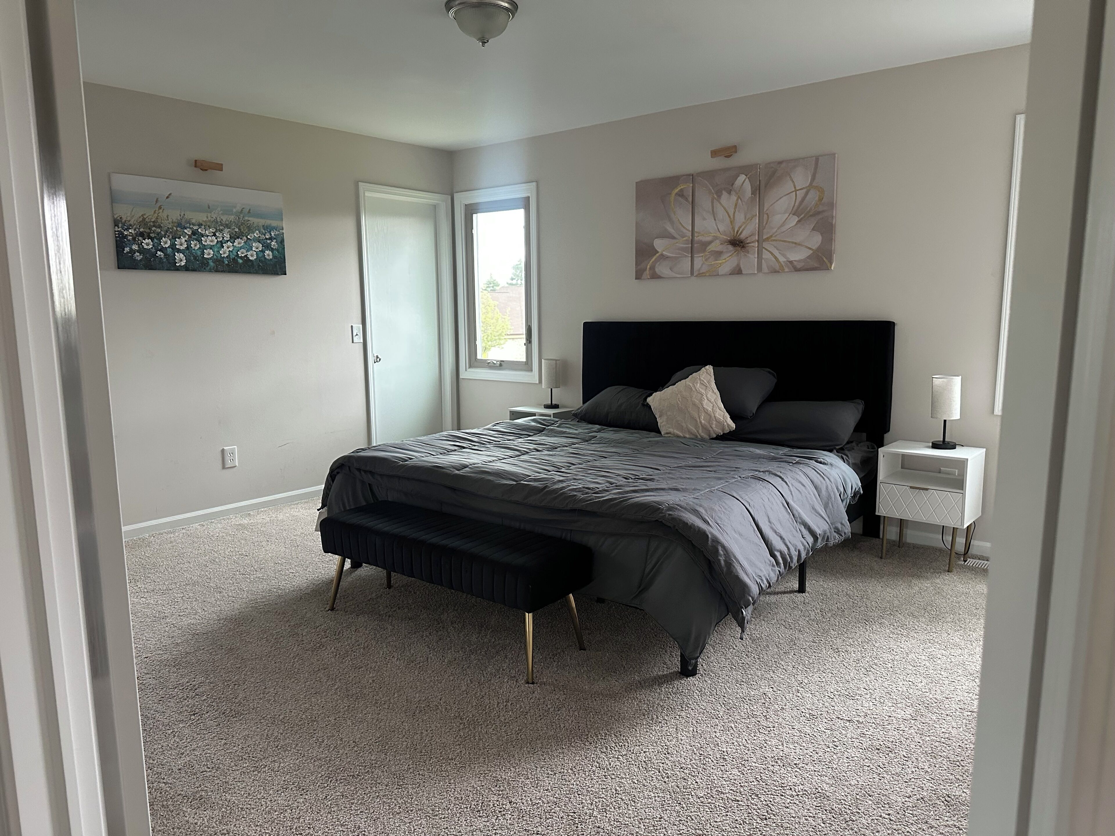 4 bedrooms, in-room safe, free WiFi