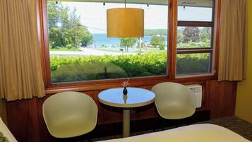 Standard Single Room | Free WiFi, bed sheets