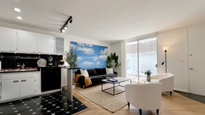 Smart TV, books