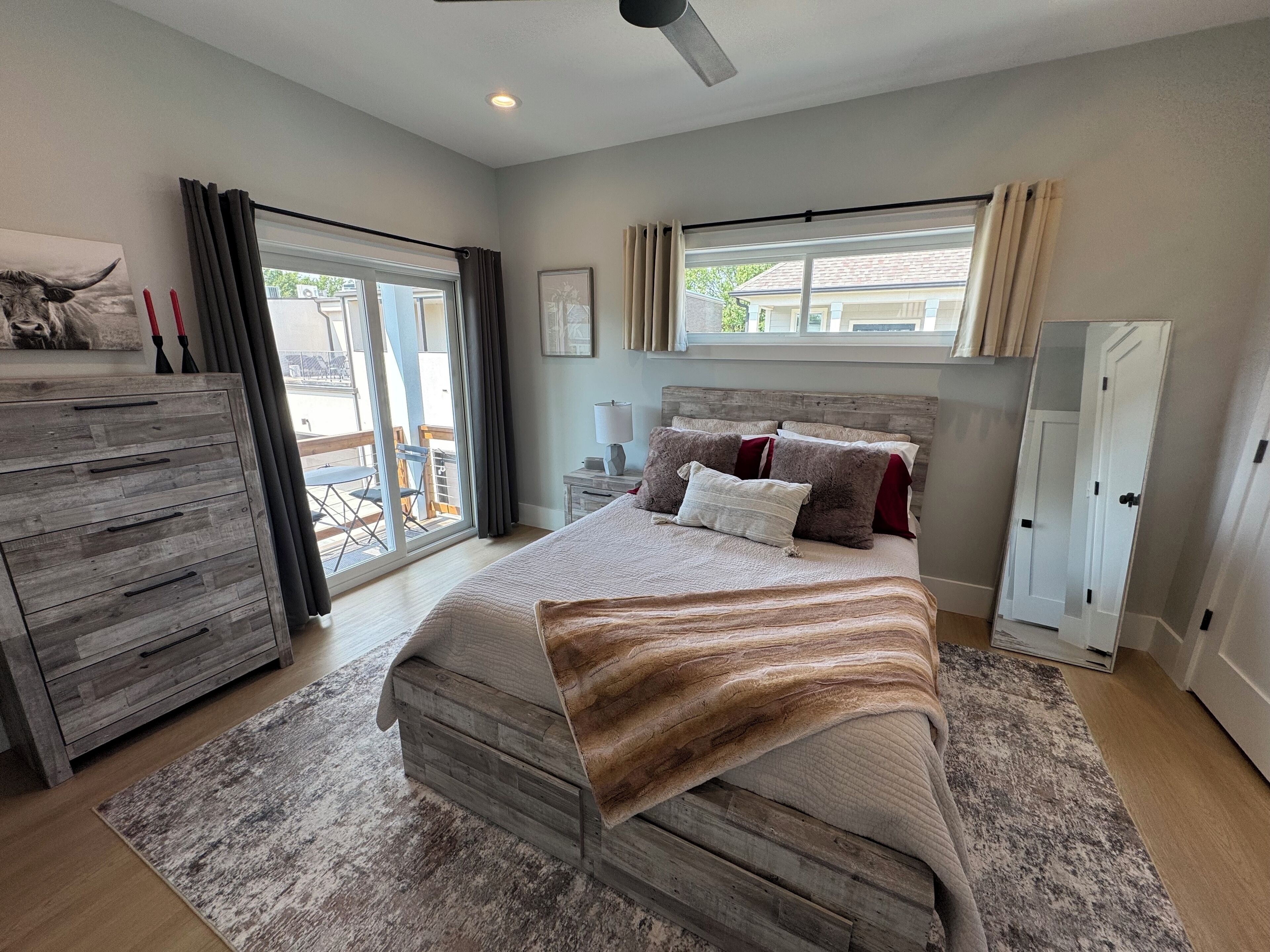 1 chambre, fer et planche à repasser, Wi-Fi gratuit, draps fournis