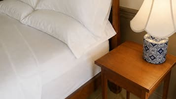 Sábanas de algodón egipcio, ropa de cama de alta calidad y wifi gratis