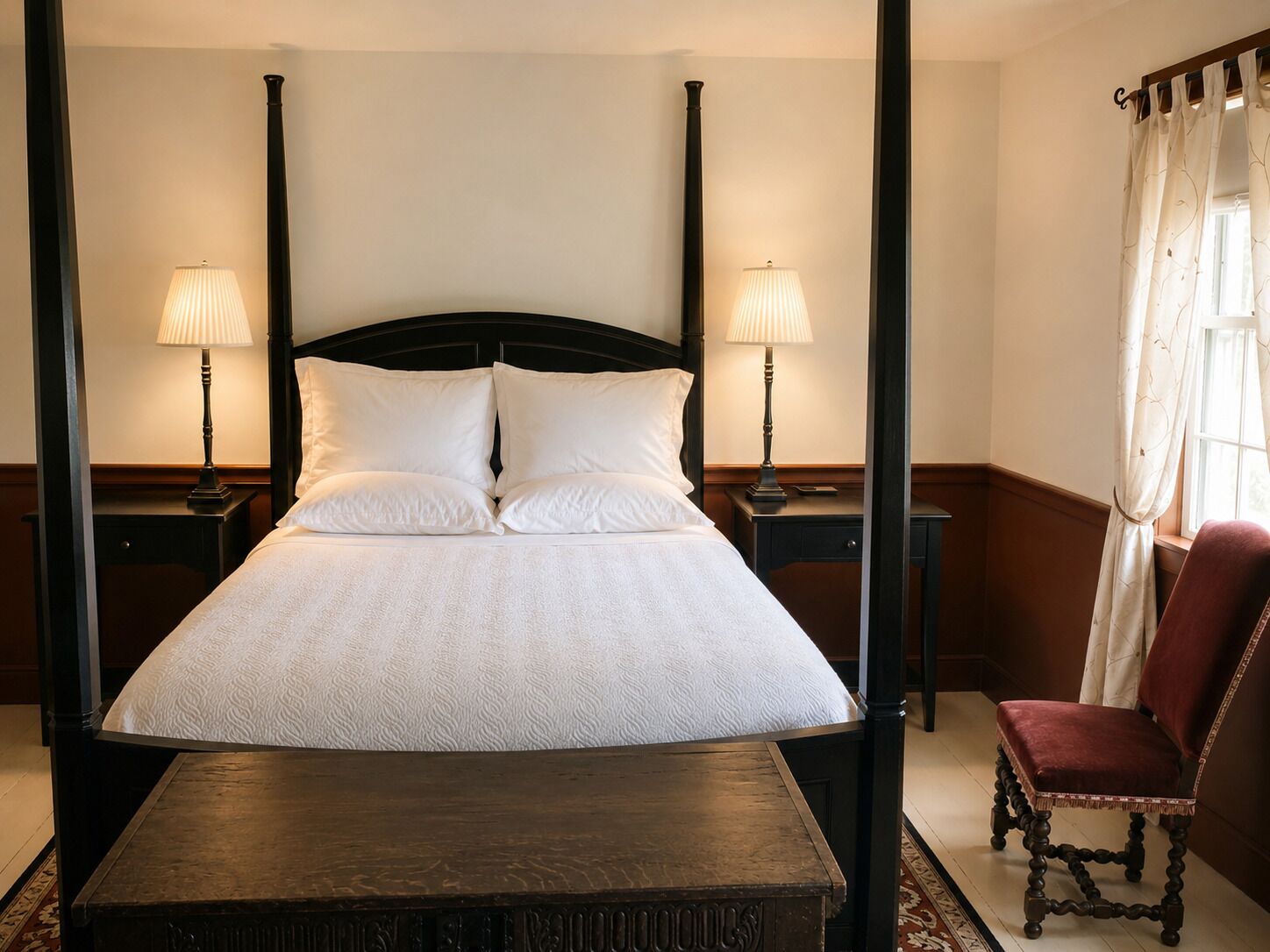 Double Room, 1 Queen Bed, Private Bathroom, Garden View | WiFi (free)