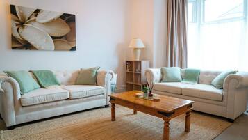 Apartment | Living area