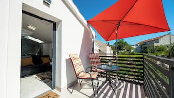 Apartamento, 1 habitación, no fumadores, balcón | Terraza o patio