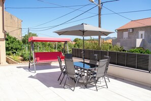 Apartment, 2 Schlafzimmer, Nichtraucher, Küche | Terrasse/Patio