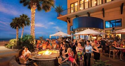 Virginia Beach | Coastal Getaway | Resort Pool & Beach Access