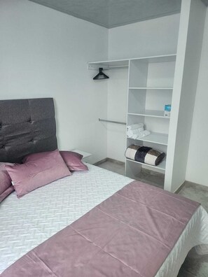 2 bedrooms, bed sheets