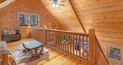 Riverside Retreat with Hot Tub, Firepit, Dog Friendly, Fireplace, Pool