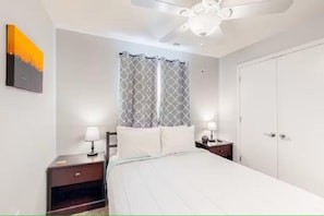 3 bedrooms, iron/ironing board, free WiFi, bed sheets
