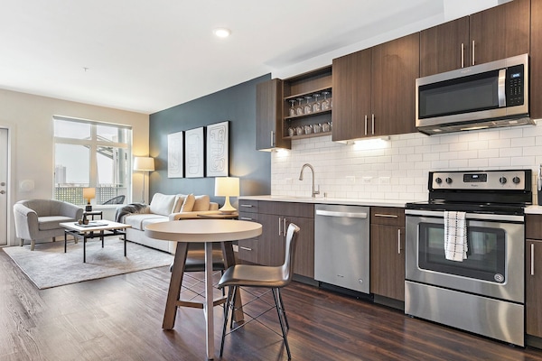 Apartment, 1 Bedroom | Individually decorated, individually furnished, iron/ironing board