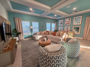 Barsala At The Tailor Apartments