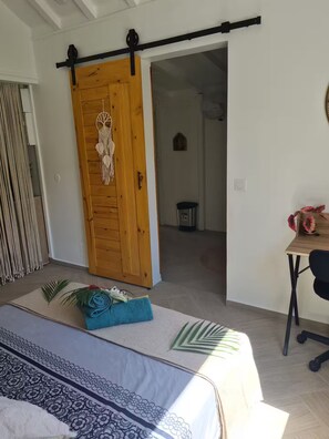 1 chambre, fer et planche à repasser, Wi-Fi, draps fournis