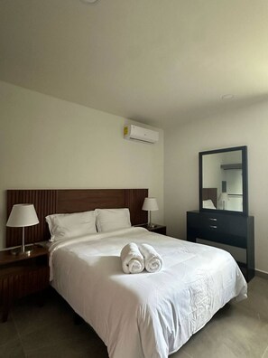 1 室のベッドルーム、アイロン / アイロン台、WiFi、ベッドシーツ