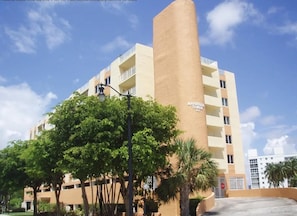 Standing tall amidst lush greenery, Marbella Tower offers a unique blend of natural surroundings and modern architecture.