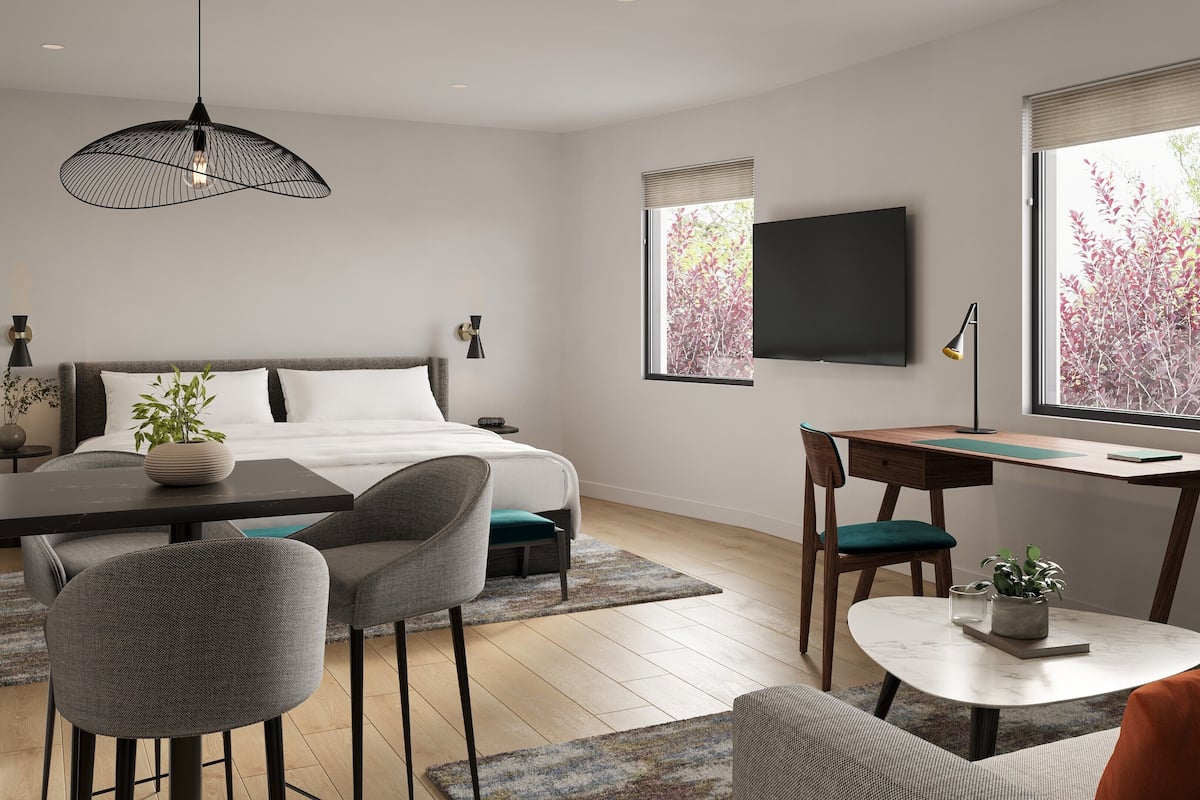 Premium bedding, pillowtop beds, minibar, in-room safe