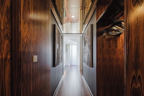 Penthouse Suite | Wardrobe