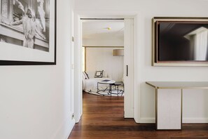 Executive Suite, Balcony, City View | In-room safe, laptop workspace, blackout drapes, soundproofing