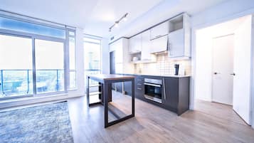 Classic Condo | In-room dining