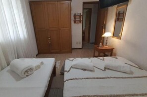3 sovrum, skrivbord, wi-fi och sängkläder