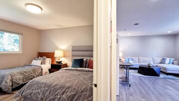 1 bedroom, WiFi, bed sheets