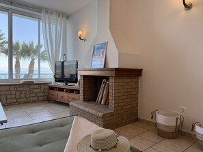 5 slaapkamers, een bureau, een strijkplank/strijkijzer, gratis wifi
