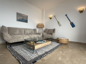 Smart TV, books