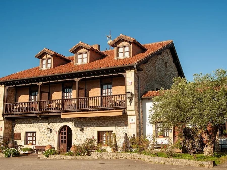 Fachada de la propiedad