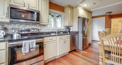 Camp Hope- Bolton Landing House/Hot tub/Fireplace/Firepit Charming 4-bedroom