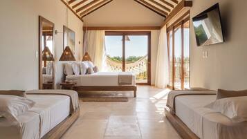 Suite Tapi | Roupas de cama premium, frigobar, cofres nos quartos, cortinas blackout