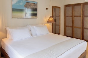Suite Tapi | Premium bedding, minibar, in-room safe, blackout drapes