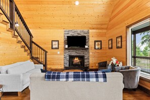 TV connectée, cheminée