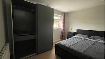 2 Schlafzimmer, Bügeleisen/Bügelbrett, WLAN