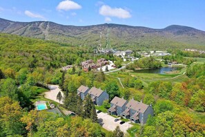Exterior - Cozy 1-bedroom condo in the heart of Killington with mountain views (Killington)