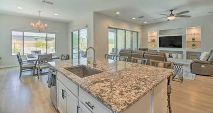 The Desert Jewel in Lucero w/ Private Pool, Jacuzzi, Pool Table!